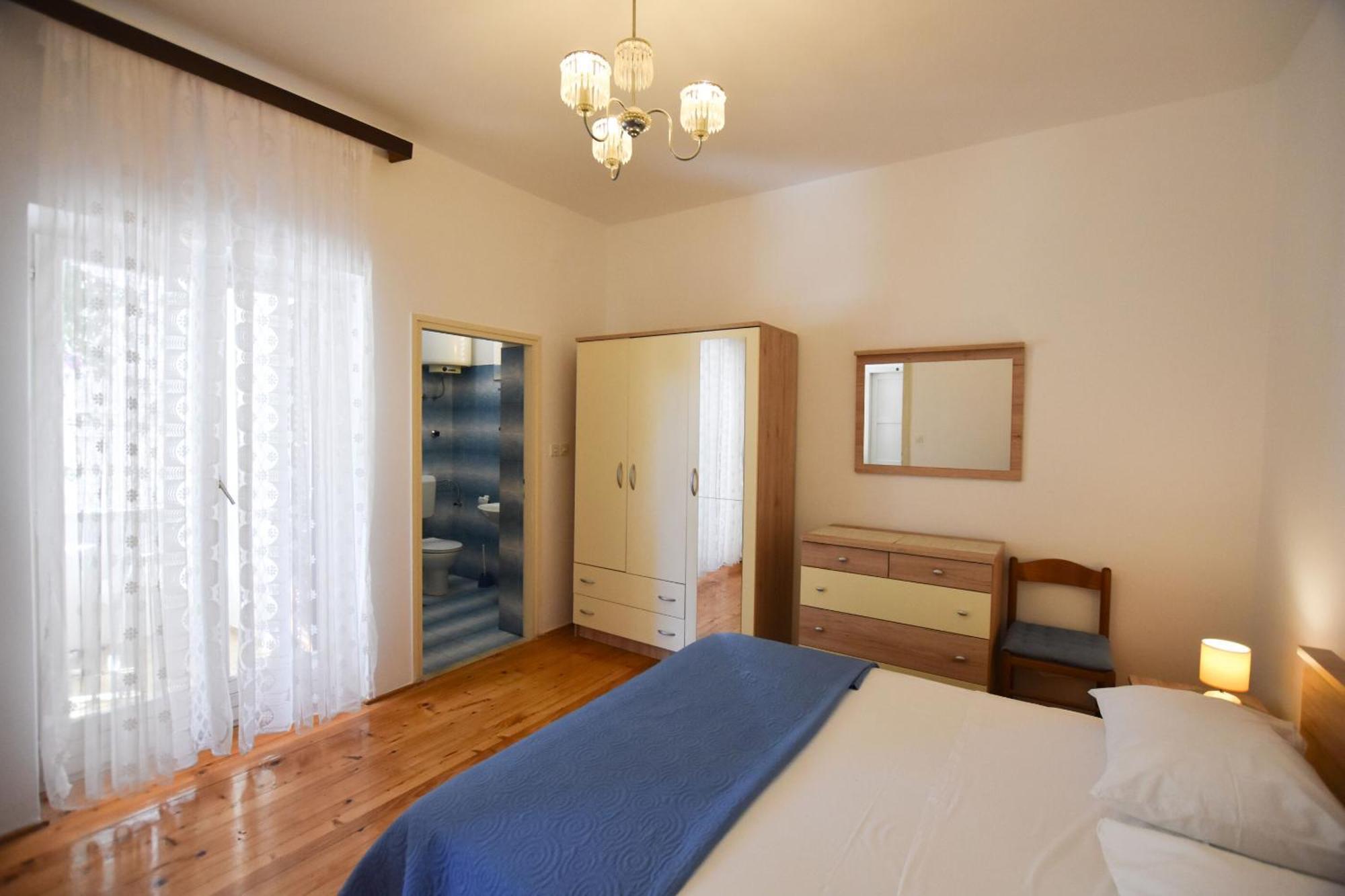 Apartments And Rooms Jakov Primošten Rom bilde