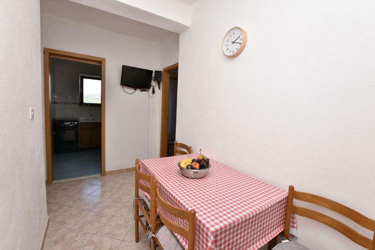 Apartments And Rooms Jakov Primošten Eksteriør bilde